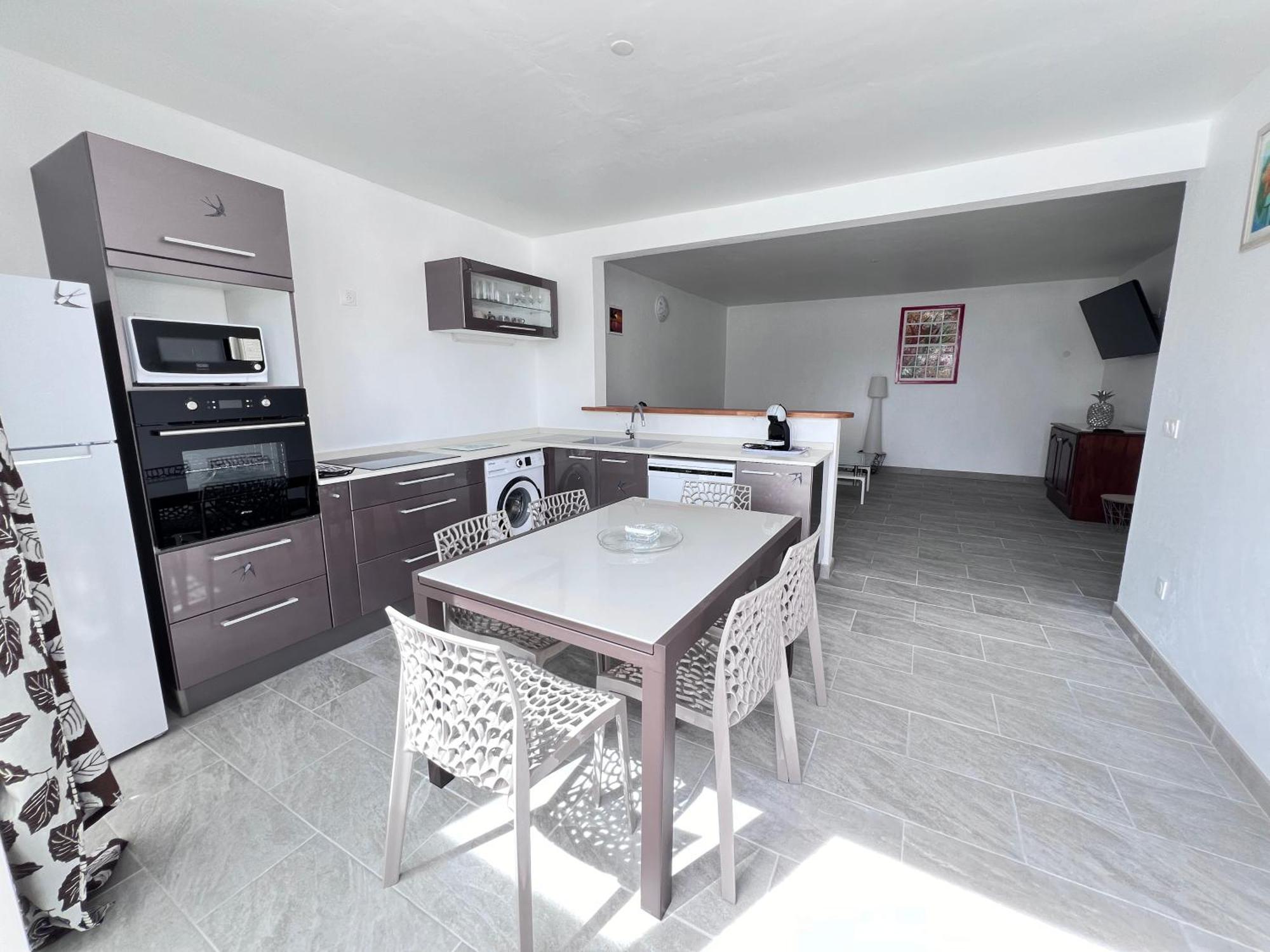 Elegant Appartement T3 Chataigne : Spacieux Сен-Лу Екстериор снимка