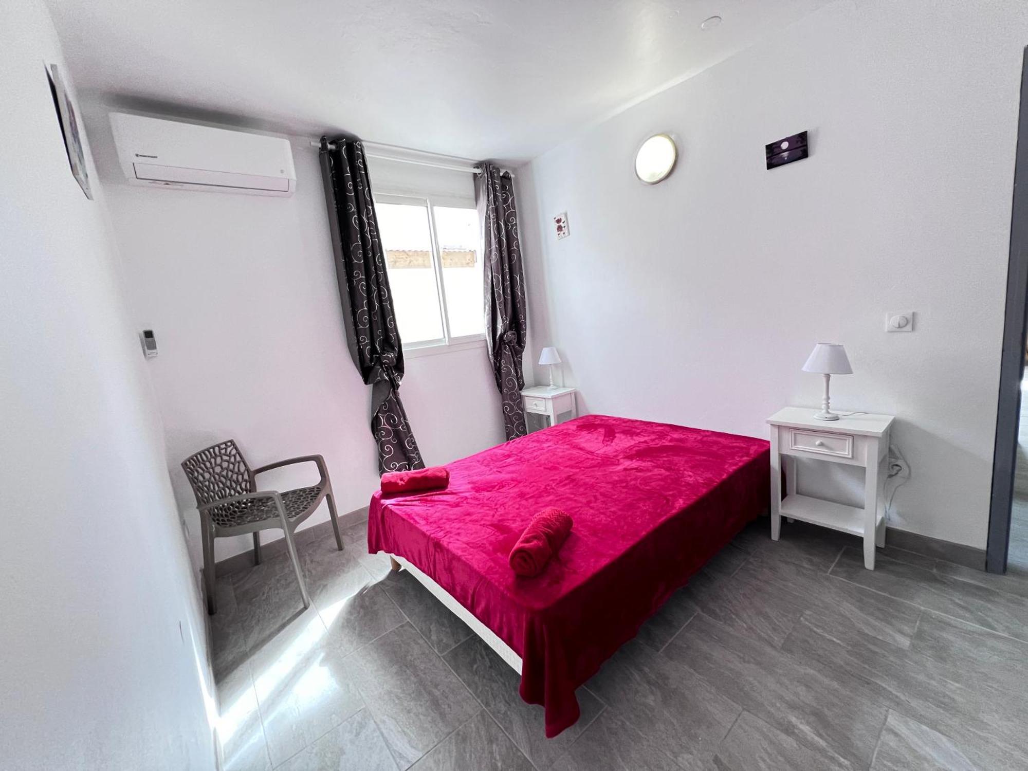 Elegant Appartement T3 Chataigne : Spacieux Сен-Лу Екстериор снимка