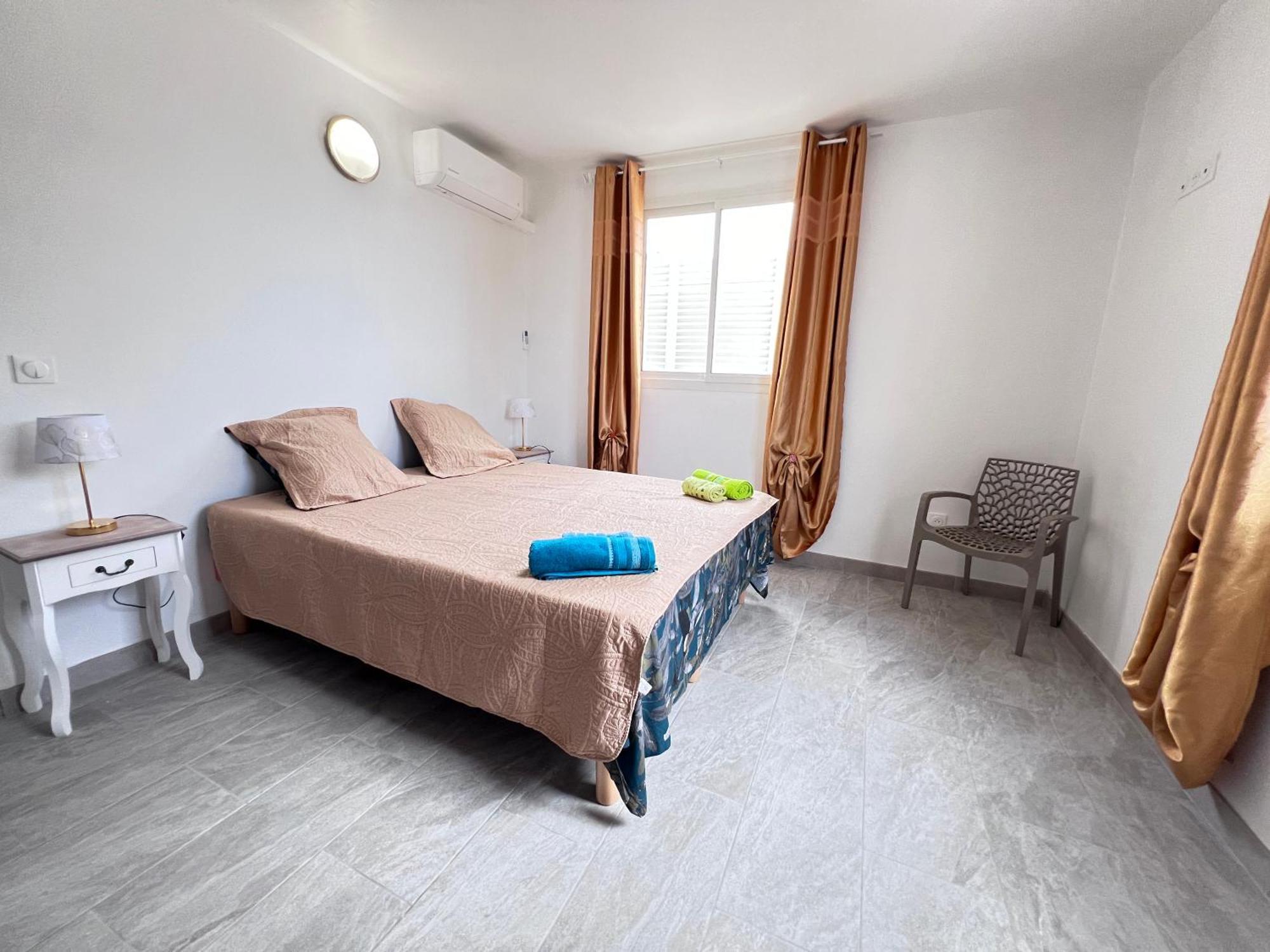Elegant Appartement T3 Chataigne : Spacieux Сен-Лу Екстериор снимка