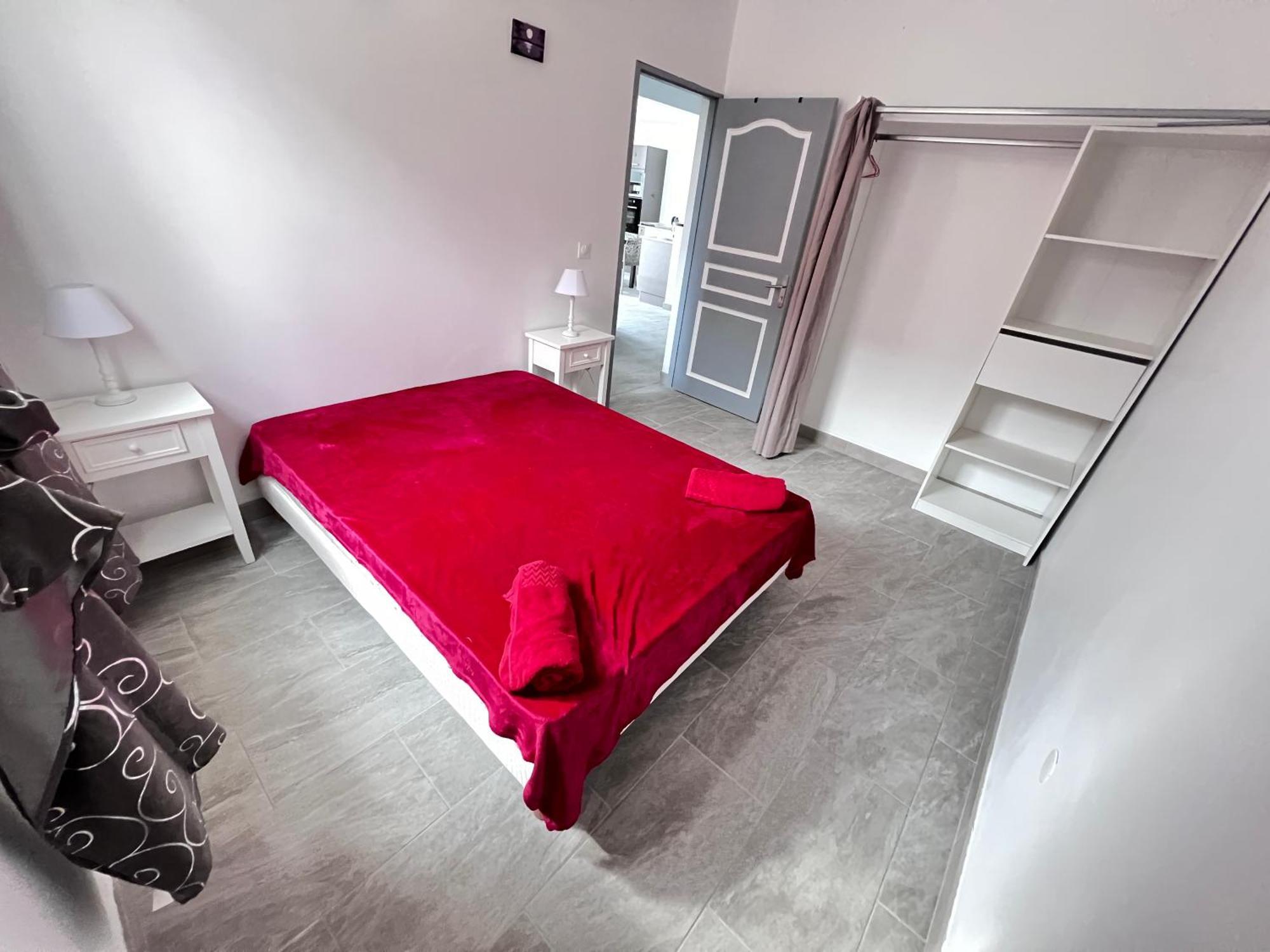 Elegant Appartement T3 Chataigne : Spacieux Сен-Лу Екстериор снимка